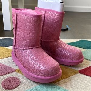 uggs pink leopard kids youth 4